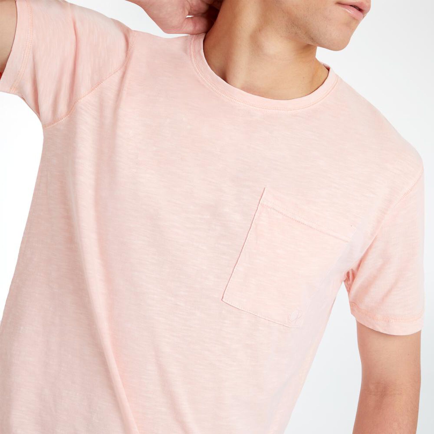 Polera Slim Manga Corta Cuello Redondo Hombre Ocean Pacific image number 4.0