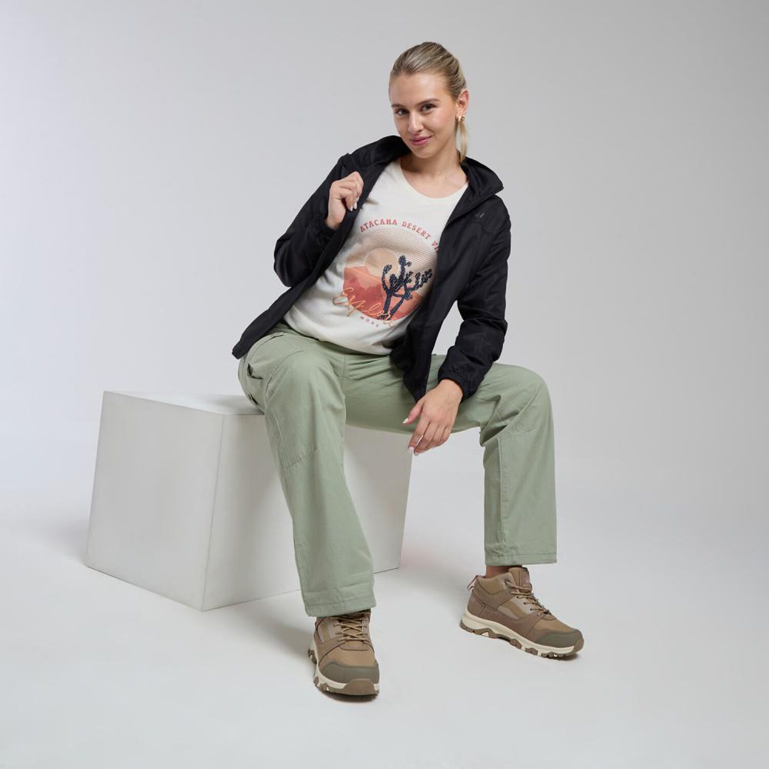 Polera Deportiva Estampada Slim Manga Corta Cuello Redondo Mujer Wetland image number 1.0