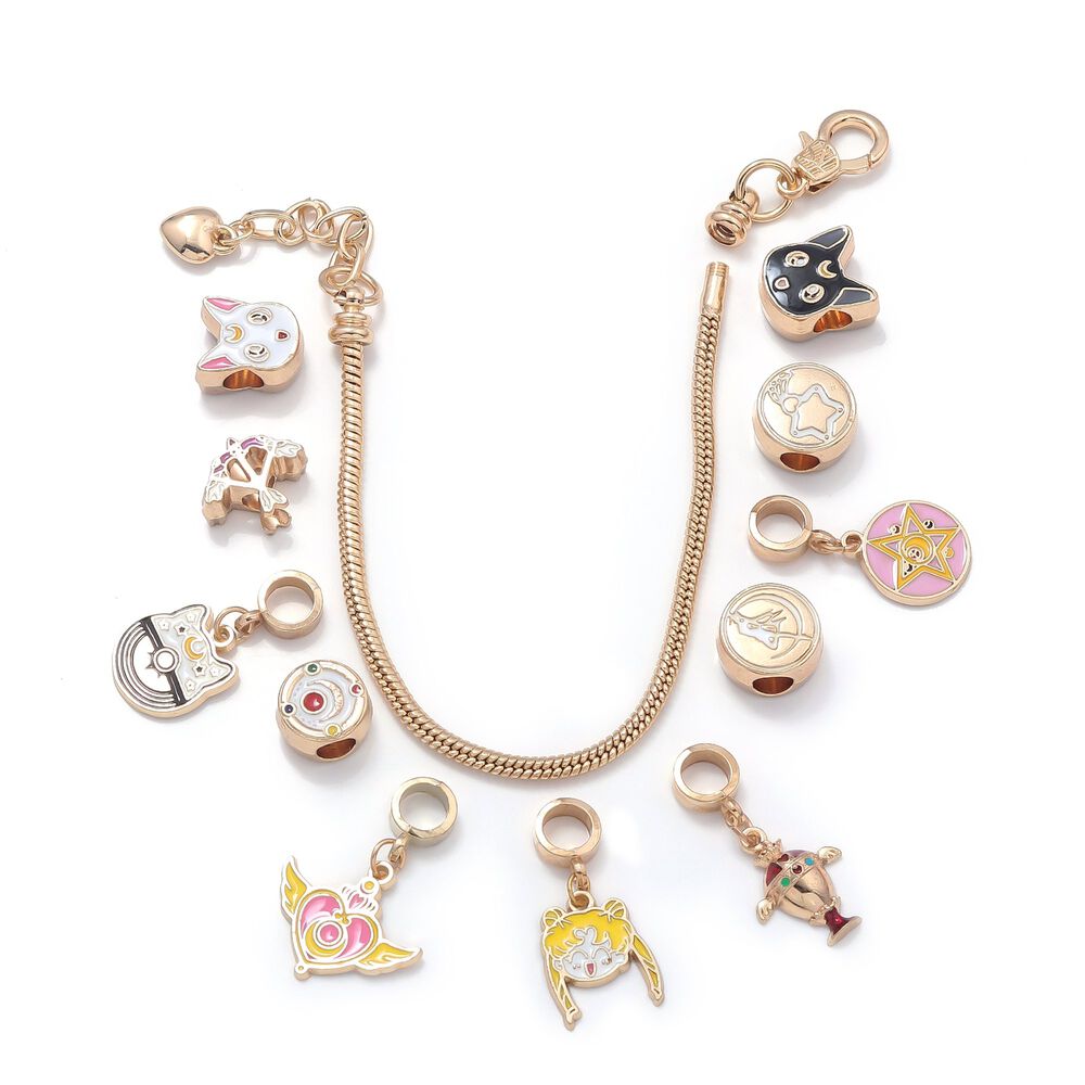 Pulsera Charms Dorada Dijes Sailor Moon image number 3.0