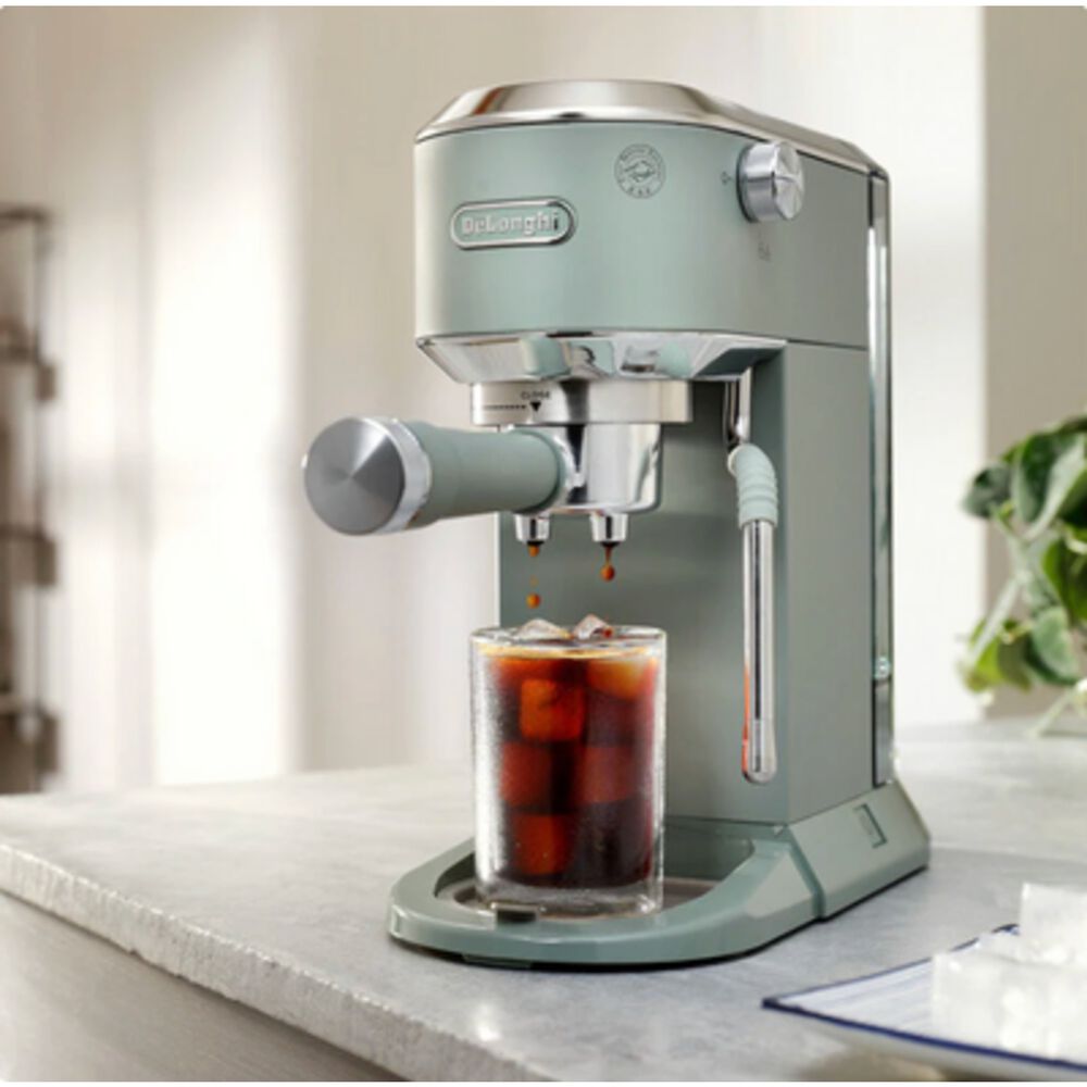 Cafetera Delonghi Dedica Duo Latteart Cold Brew Pistacho image number 3.0