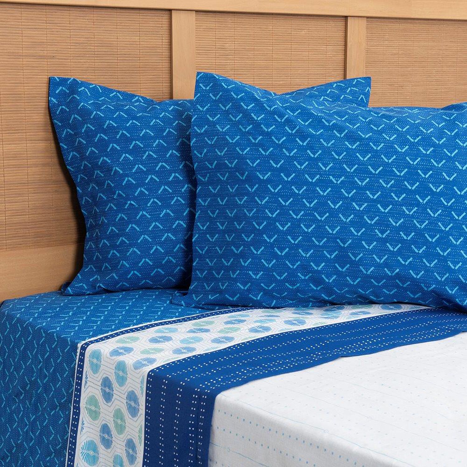 Sabana Estampadas 144 Hilos King Mirlo image number 0.0