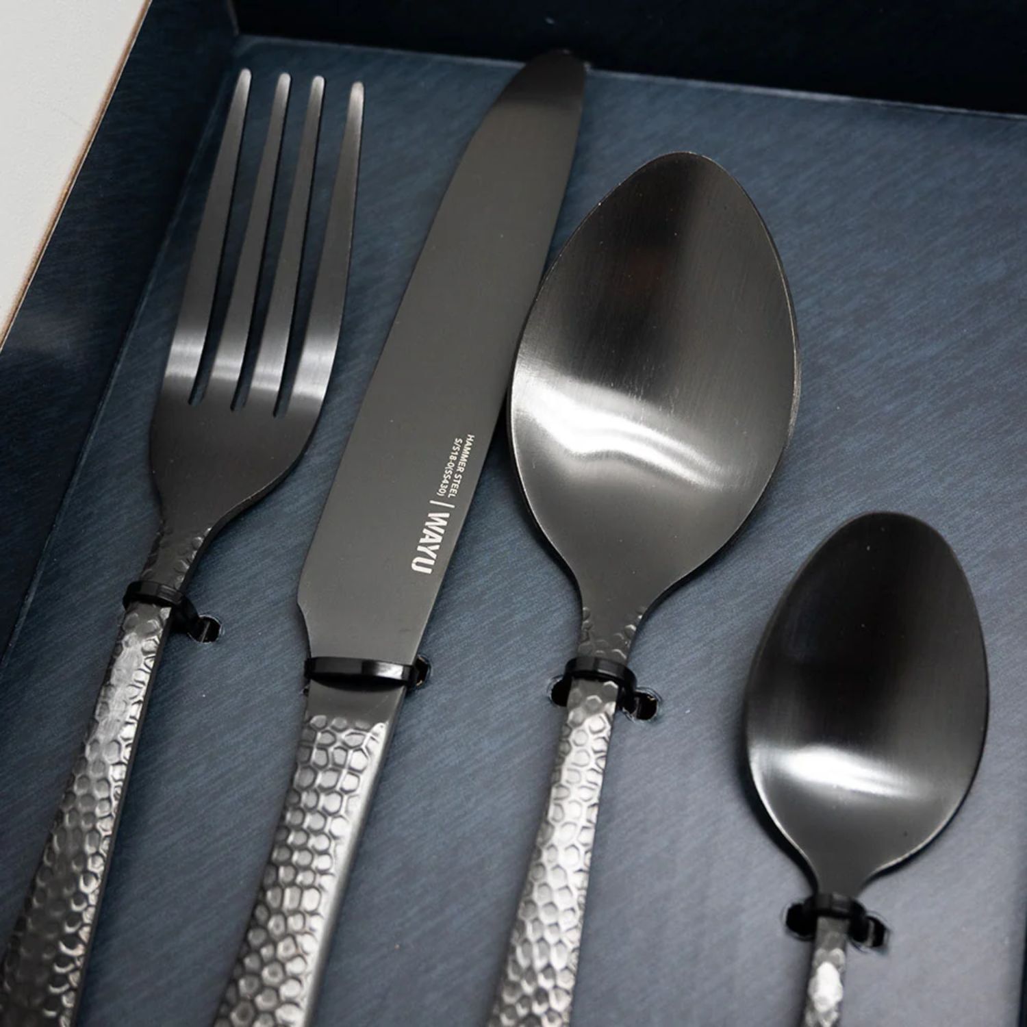 Set De Cubiertos 16 Piezas Hammer Wayu Elegante Comida image number 2.0
