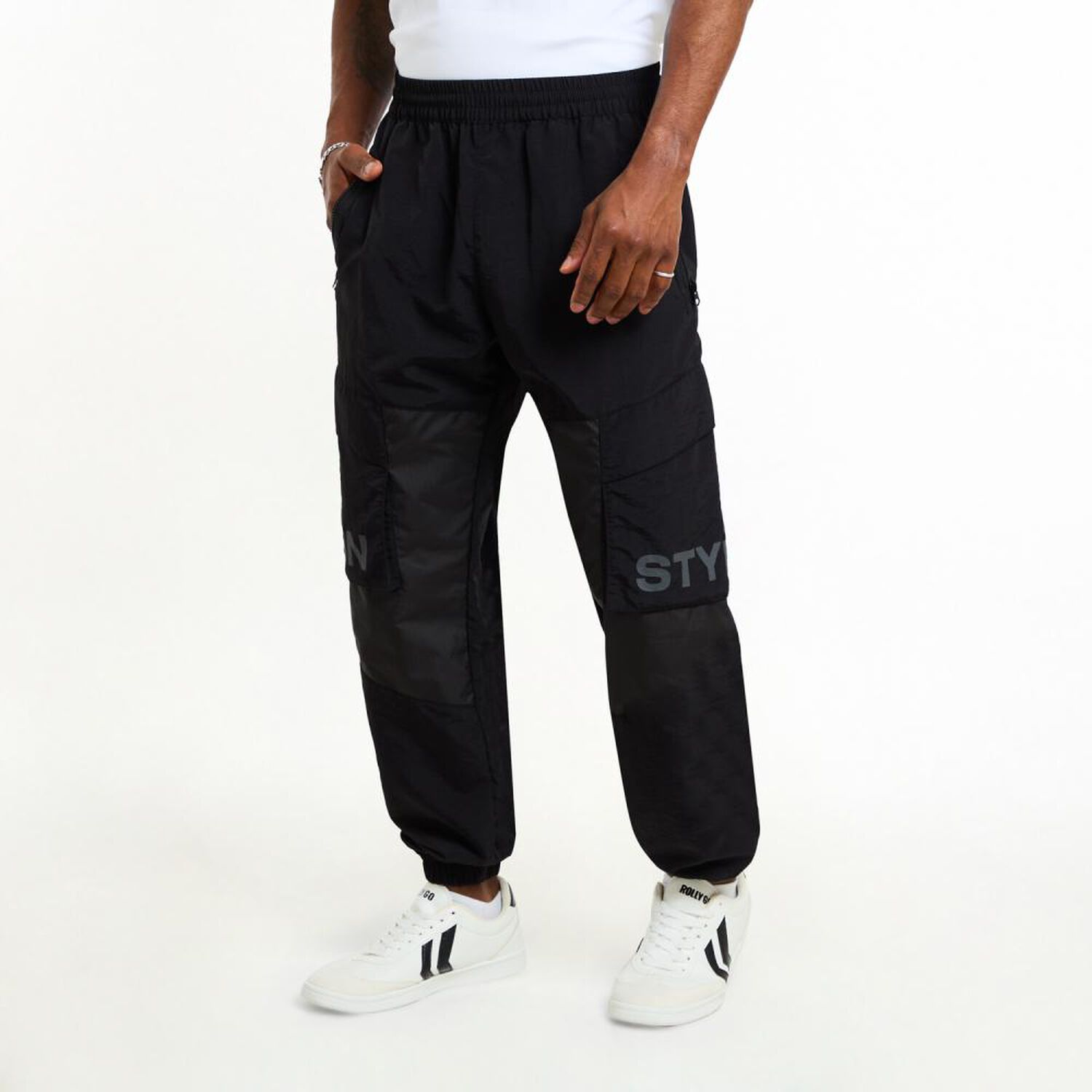 Pantal&oacute;n Tiro Medio Regular Hombre Rolly Go image number 2.0