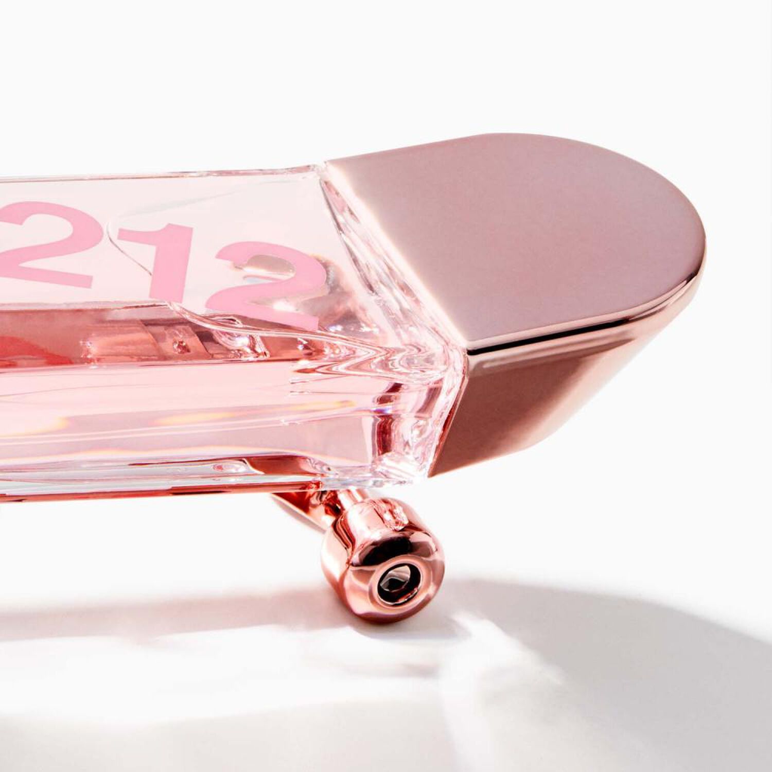 Perfume mujer 212 Heroes Carolina Herrera / 30 Ml / Eau De Parfum image number 5.0