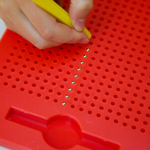 Imapad Mini Rojo Con Lápiz Magnético, Braintoys
