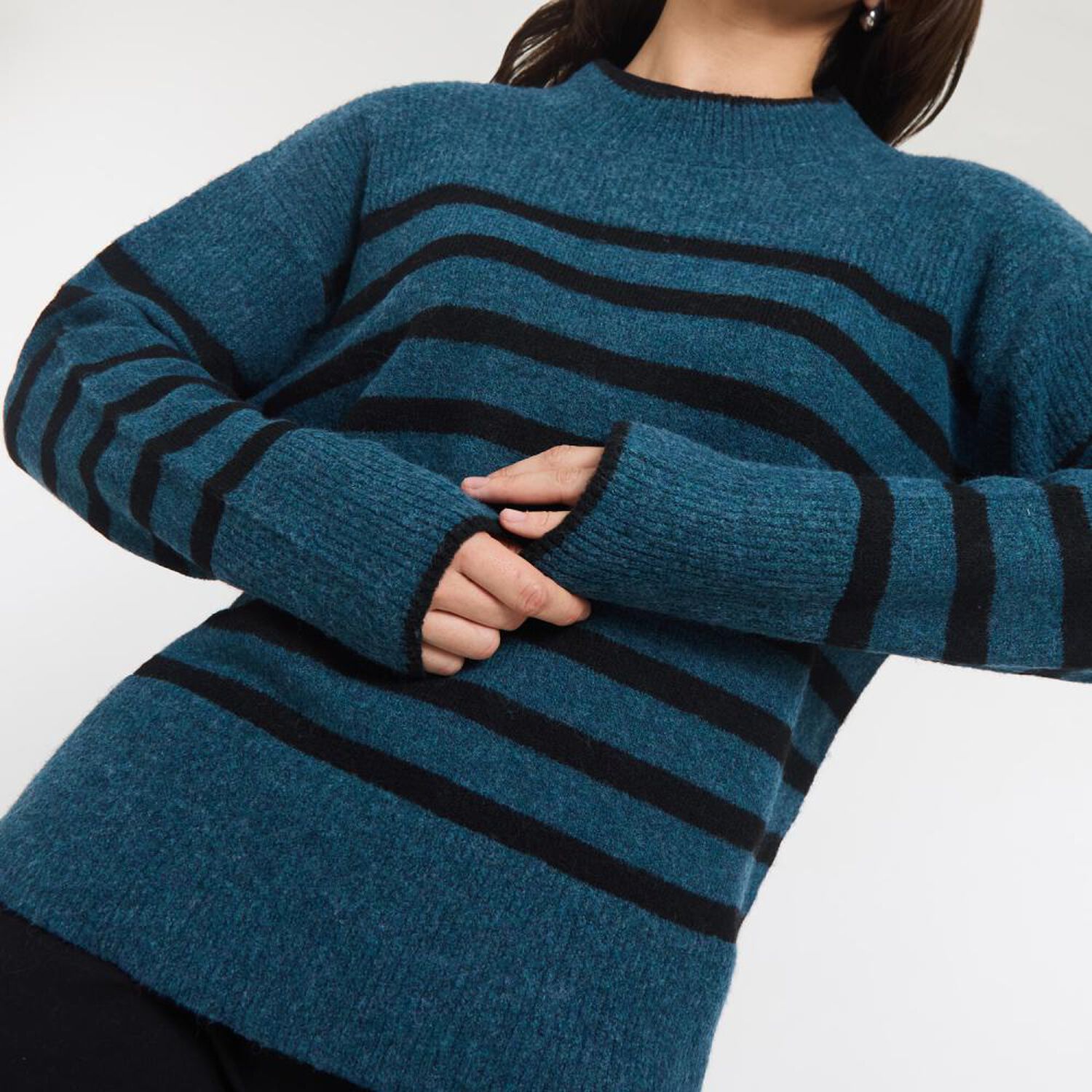 Sweater Listado Regular Manga Larga Cuello Alto Mujer Geeps image number 4.0