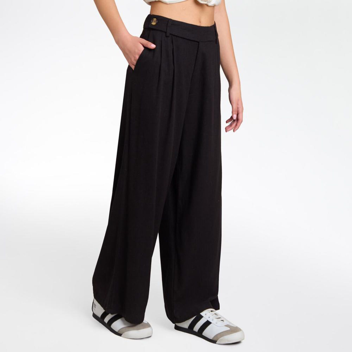 Pantal&oacute;n Lino Cintura El&aacute;sticada Tiro Medio Relax Mujer Freedom image number 2.0