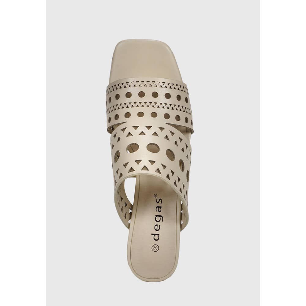 Sandalia Cuero Alegra Beige image number 6.0