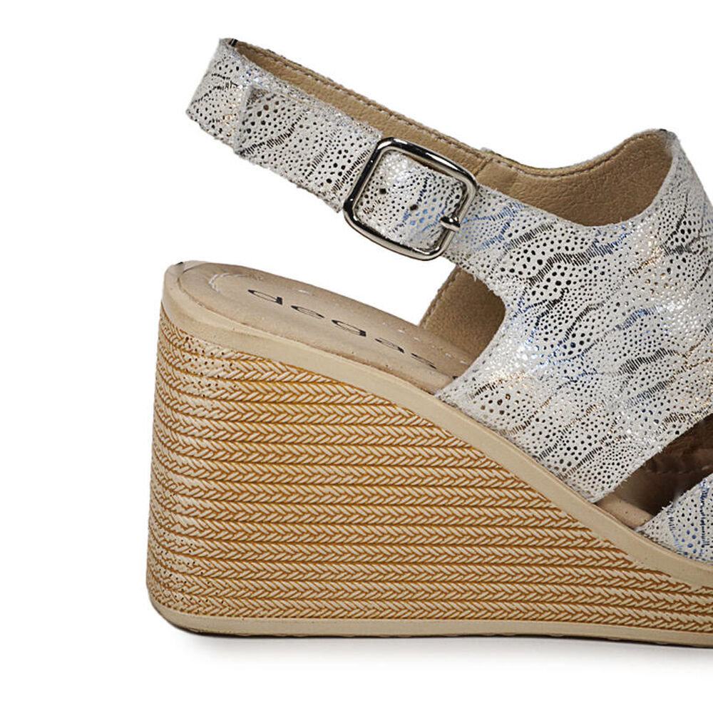 Sandalia Cuero Eines Beige image number 5.0