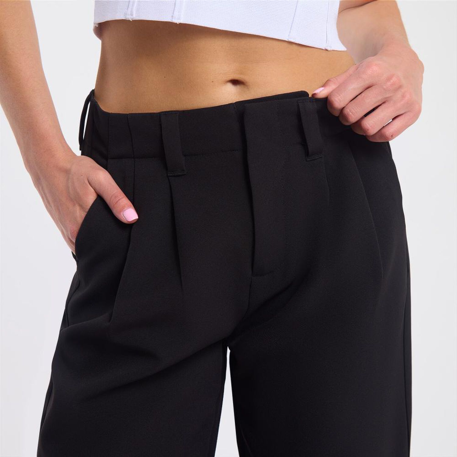Pantal&oacute;n Tiro Medio Relax Mujer Rolly Go image number 4.0