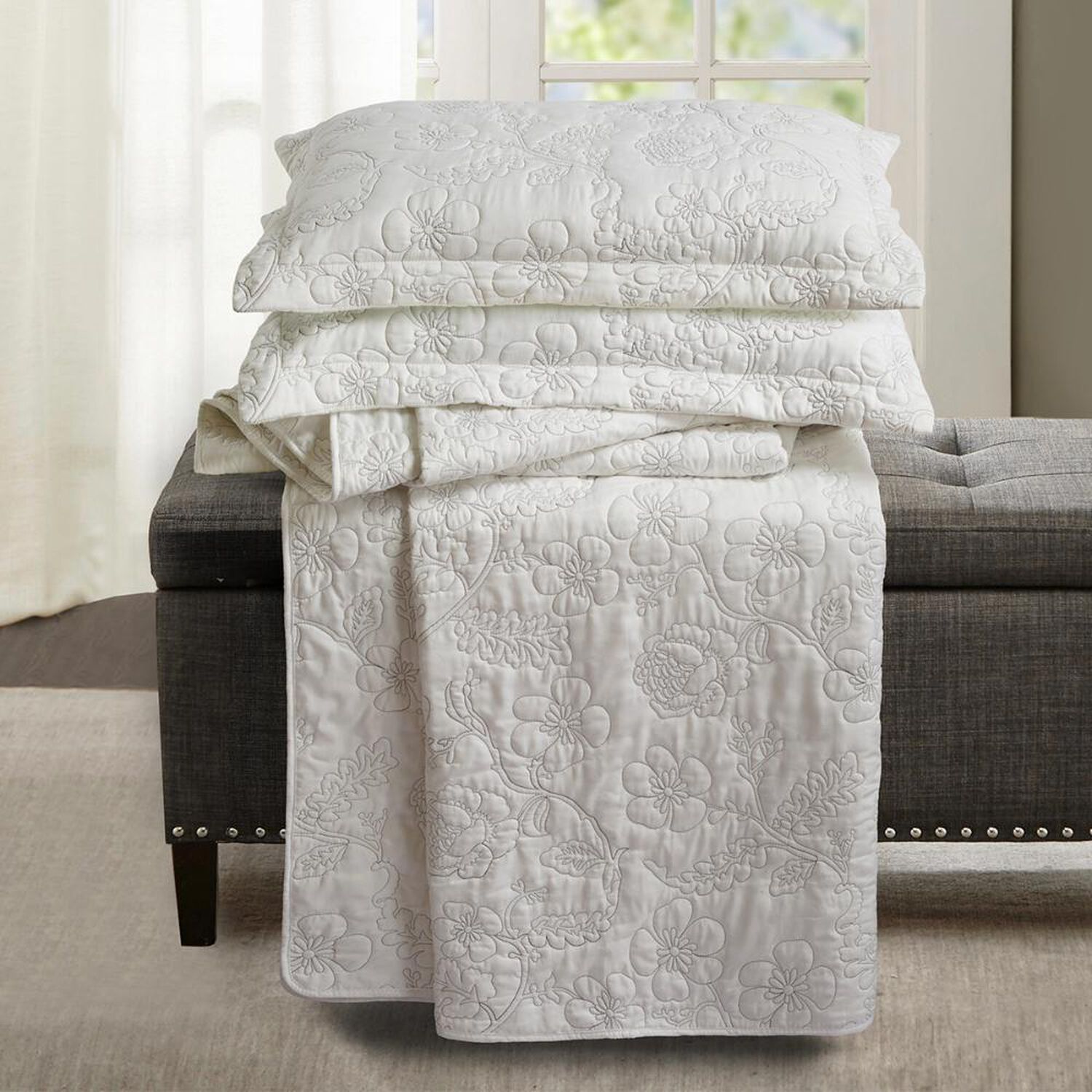 Quilt Andes Bordado Florencia Gris image number 1.0