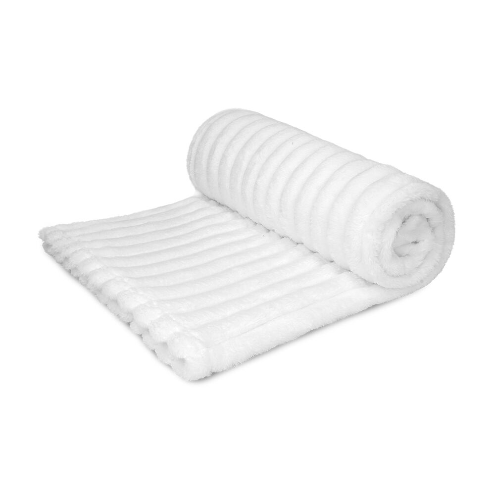 Manta De Cama Nautica Home Jacquard Franela Ultrasuave 127x178cm Blanca image number 4.0
