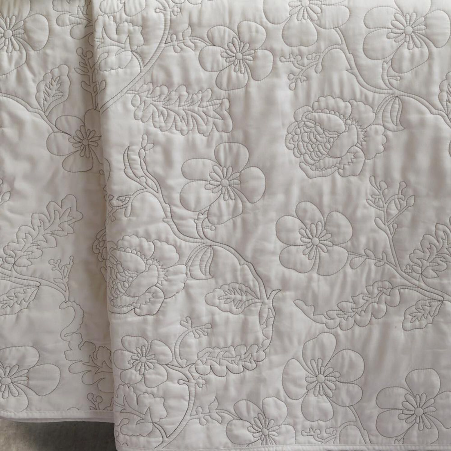 Quilt Andes Bordado Florencia Gris image number 2.0