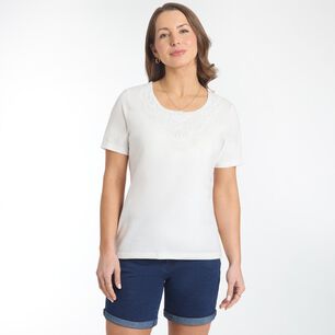 Polera Aplicaci&oacute;n Macrane Manga Corta Cuello Redondo Mujer Geeps