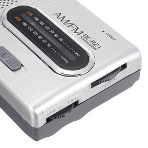 Mini Radio Port&aacute;til Fm Am Bc-r21