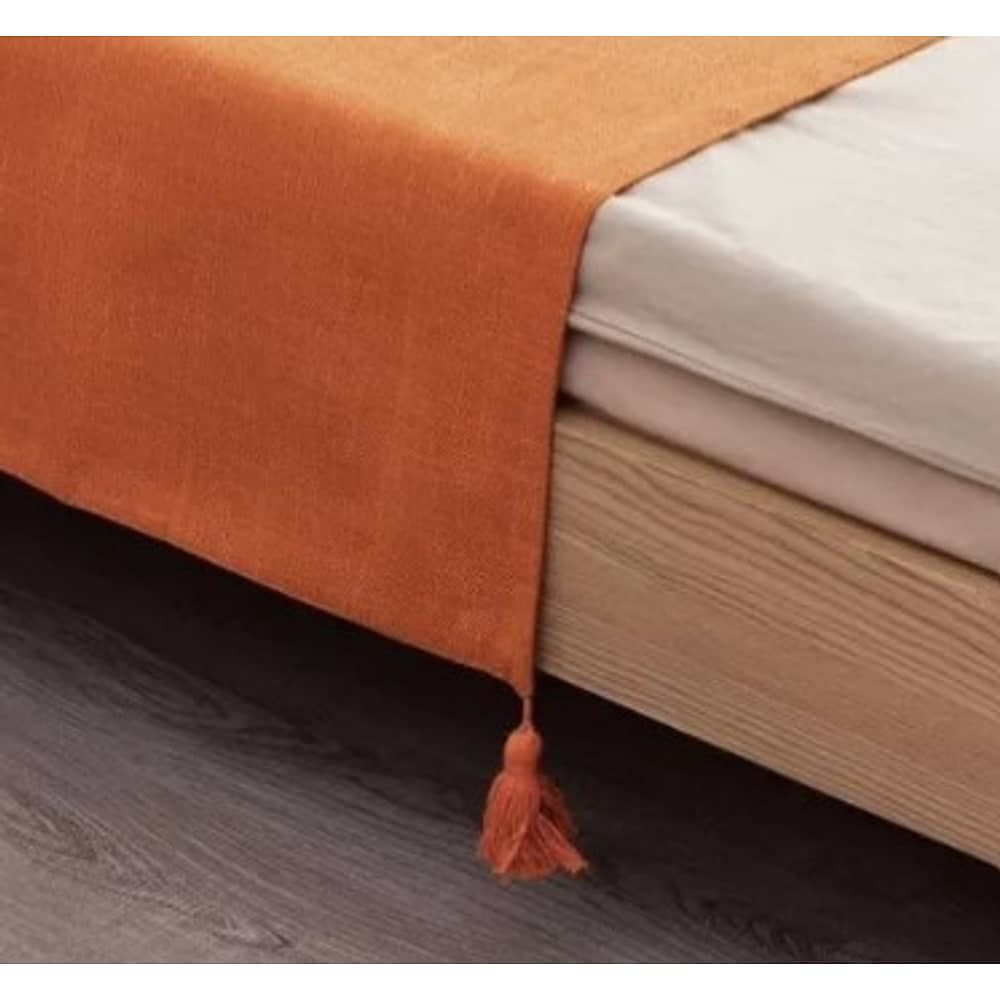 Piecera De Lino Con Pompones Medida 70x210cm King -2 Plazas. Naranja image number 1.0