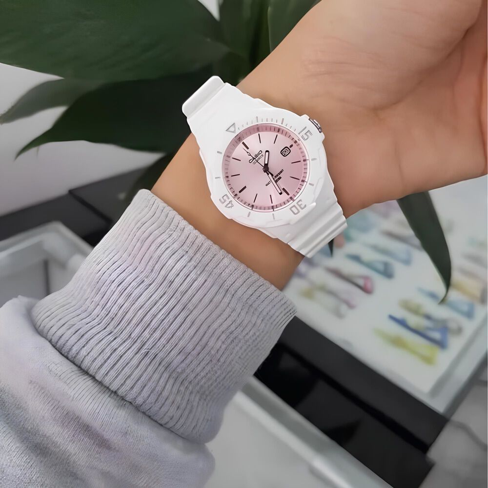 Reloj Lrw-200h-4e3v Mujer Analogo Resina image number 2.0