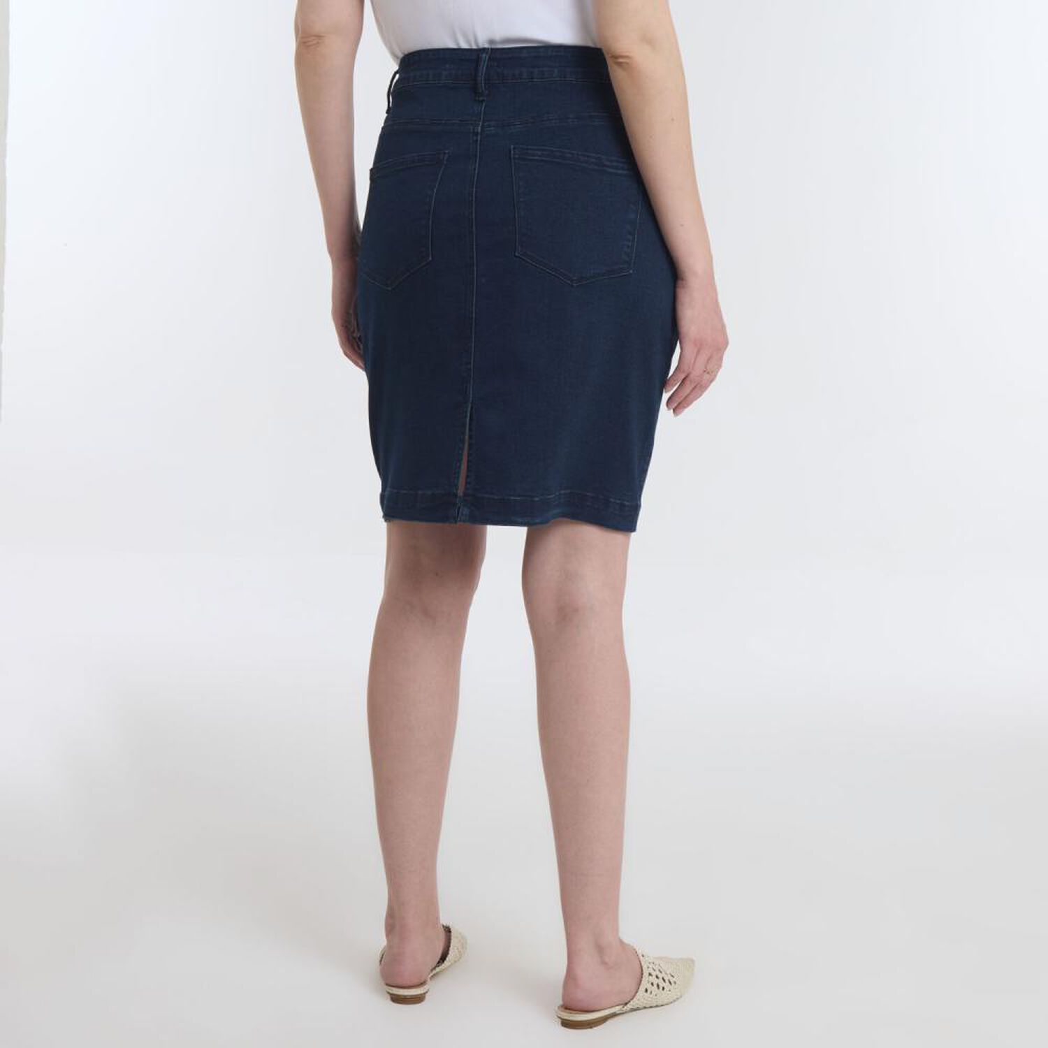 Falda Corta Denim Tiro Medio Regular Mujer Geeps image number 3.0