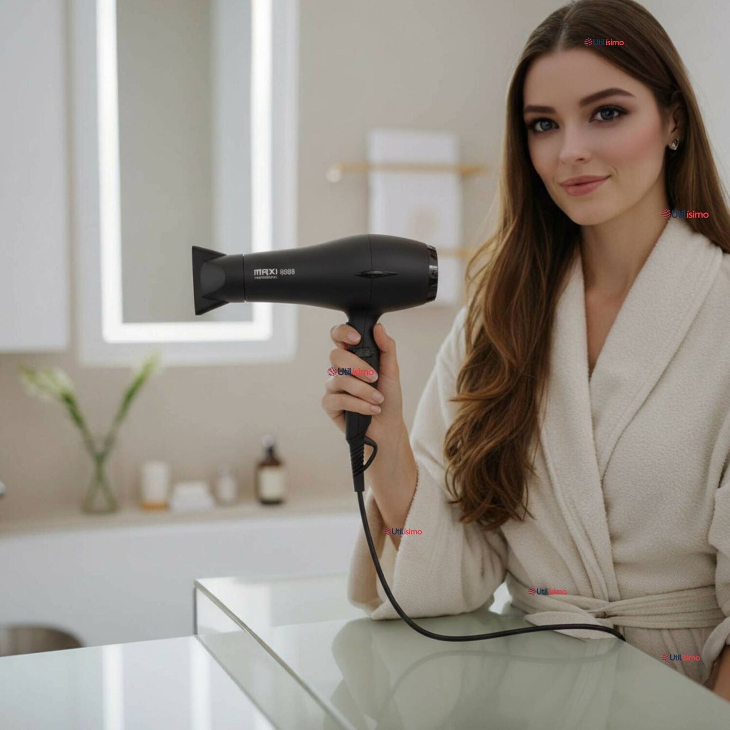 Secador De Pelo Cabello Premium Profesional 3000w Maxi-8008 Color Negro image number 0.0