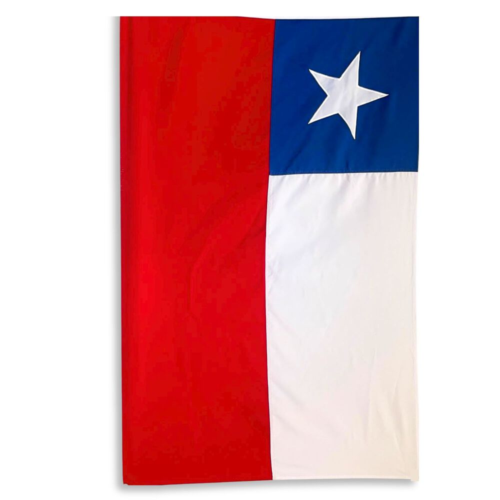 Bandera De Chile 90x145cm De Tela Fiestas Patrias image number 1.0