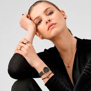 Aros Bering Negro Mujer