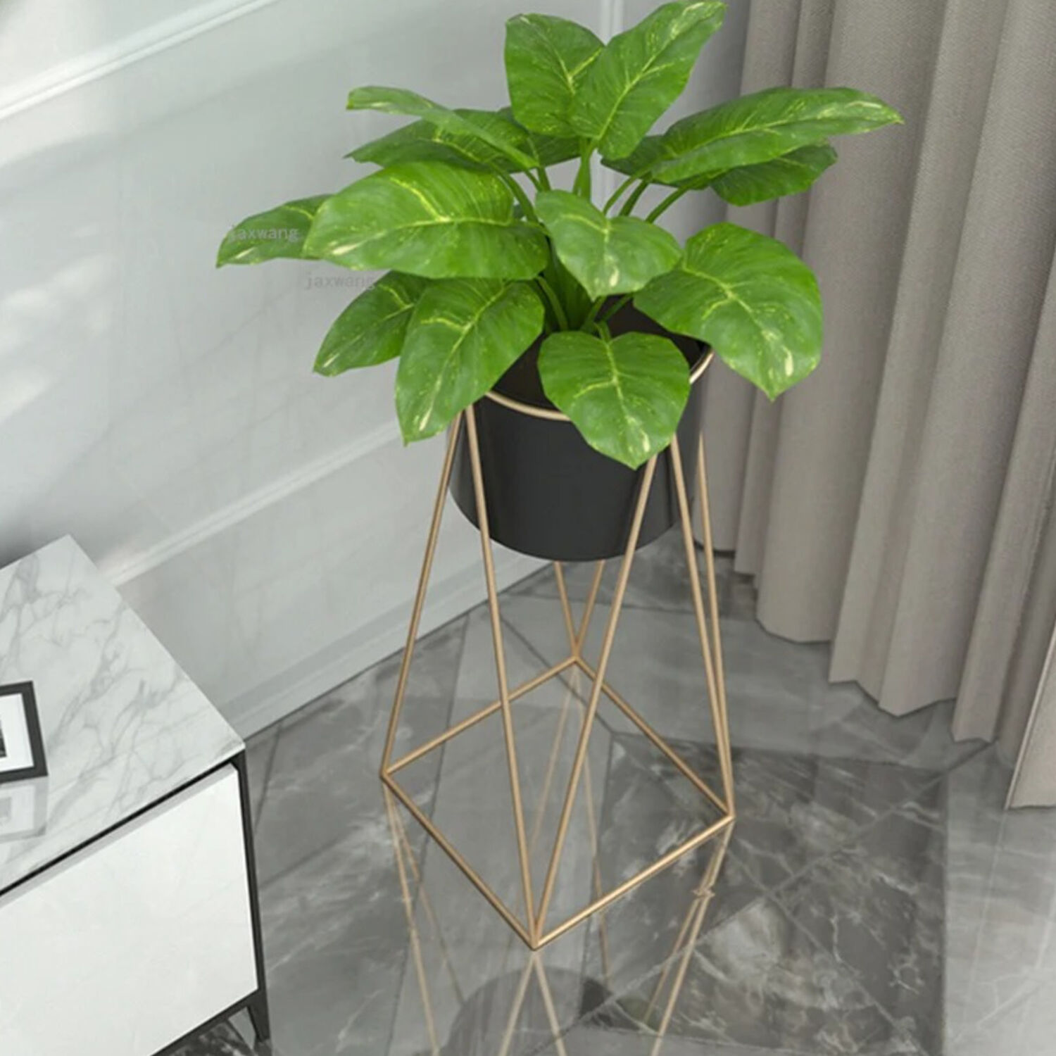 Set 2 Porta Maceteros Pedestal Igual Tama&ntilde;o Negro Dorados image number 5.0