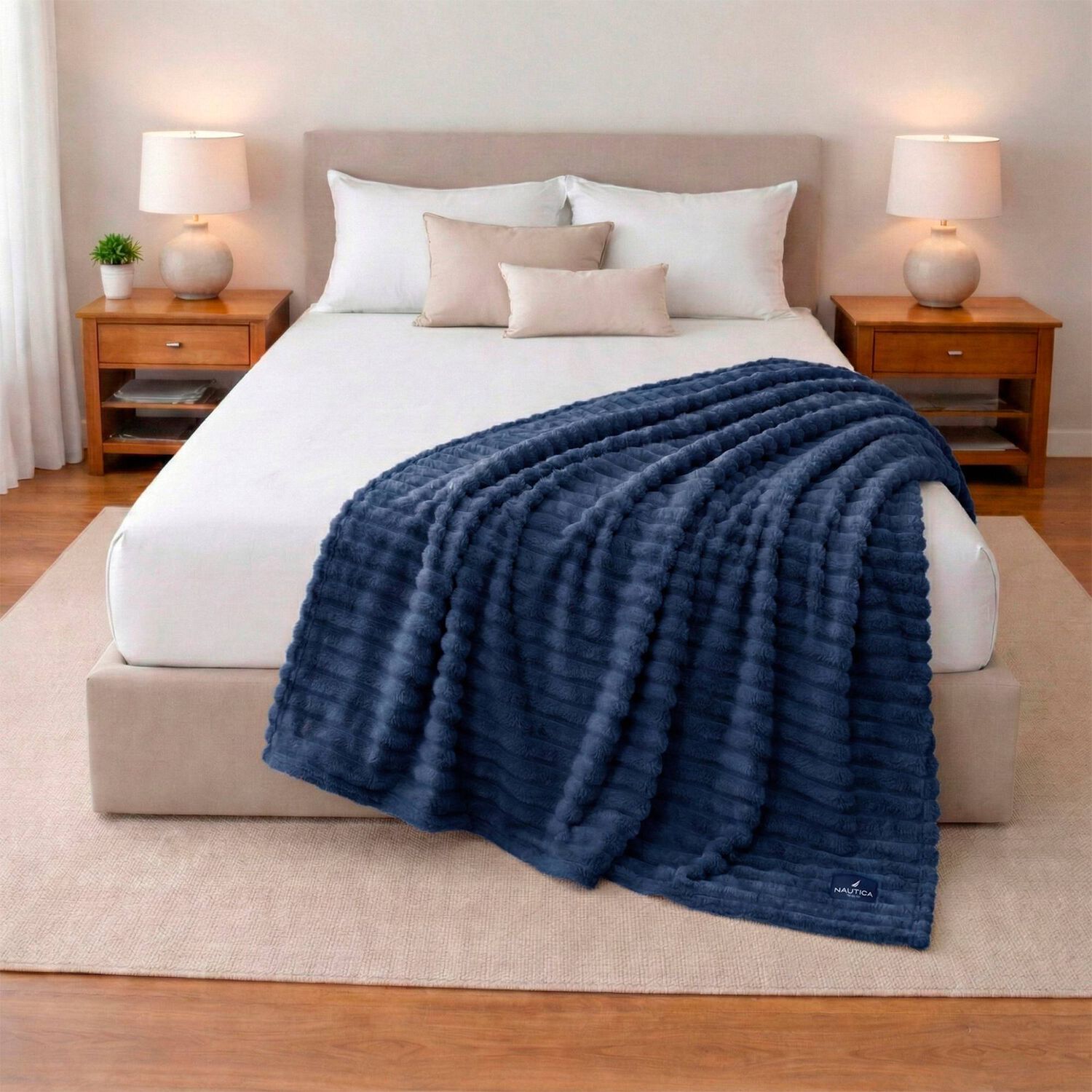 Manta De Cama Nautica Home Jacquard Franela Ultrasuave 127x178cm Azul image number 0.0
