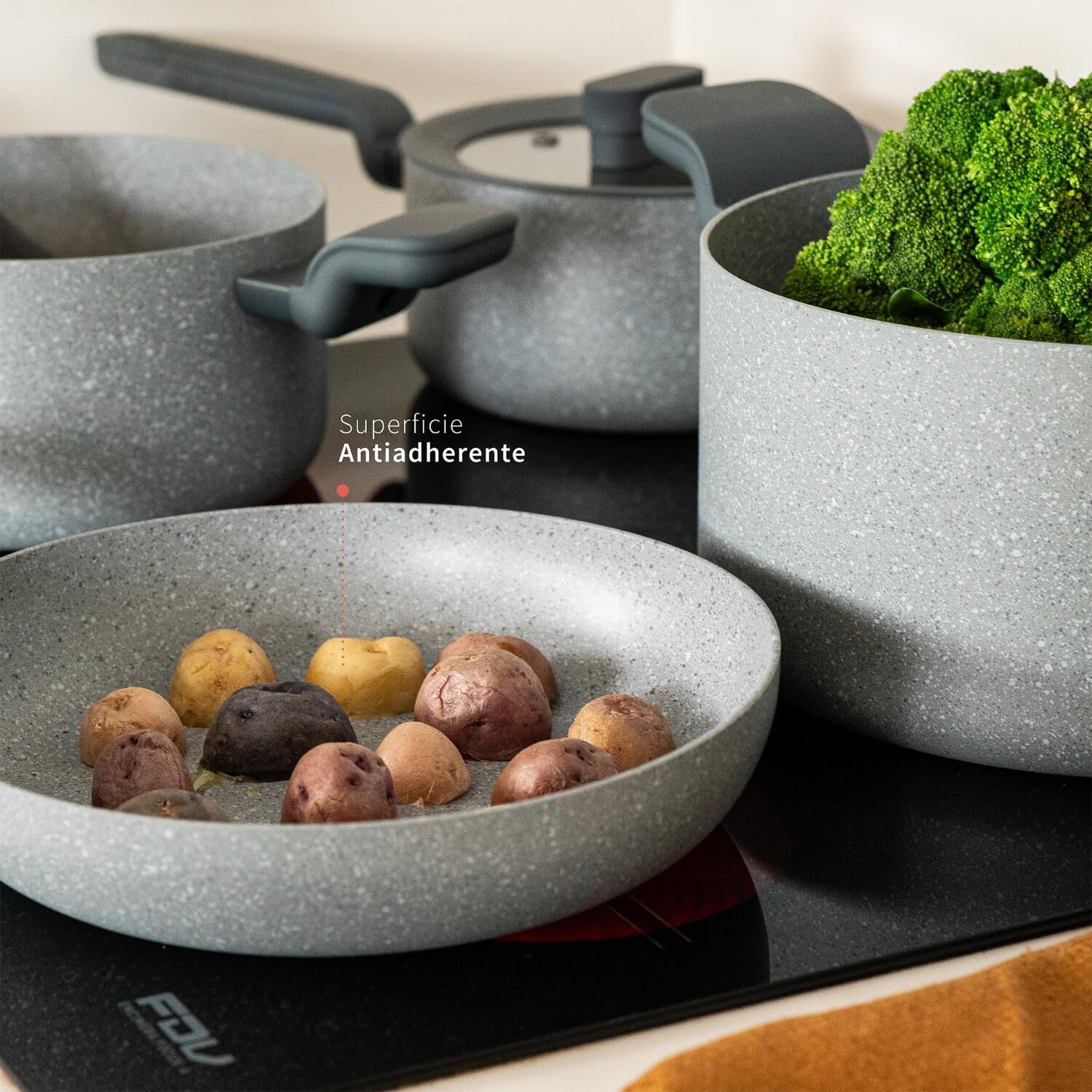 Bater&iacute;a De Cocina Antiadherente Pompei Granito 7 Pcs Simplit image number 5.0