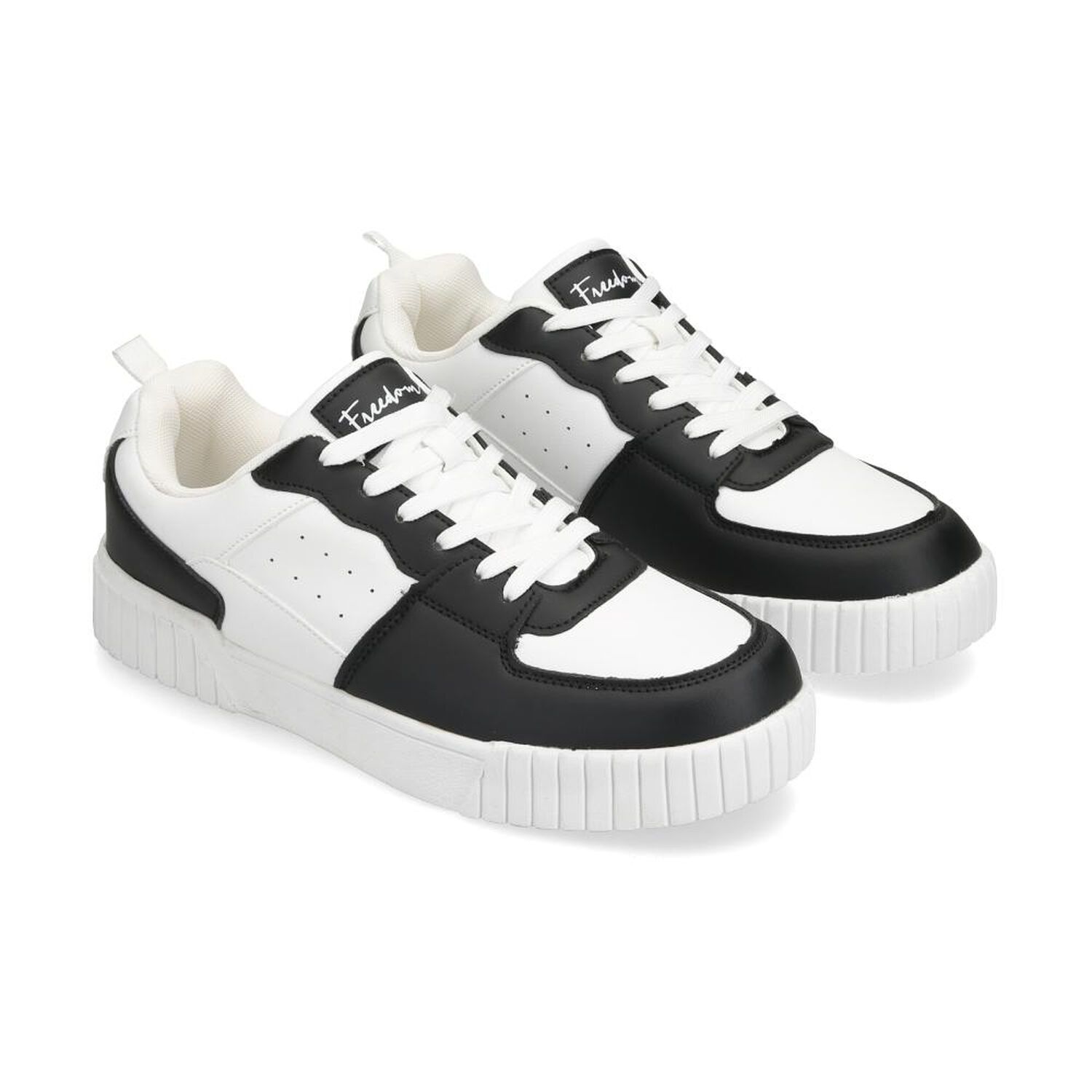 Zapatilla Urbana Mujer Freedom Black image number 1.0