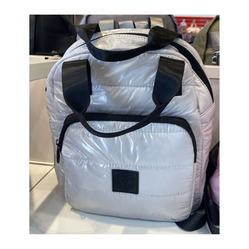 Mochila Acolchada Compacta Para Mujer image number 1.0