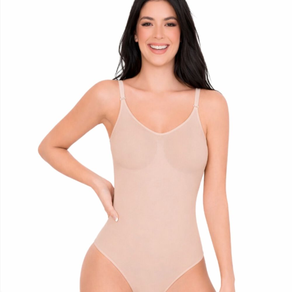 Body De Mujer Con Reductor Y Control De Abdomen image number 0.0