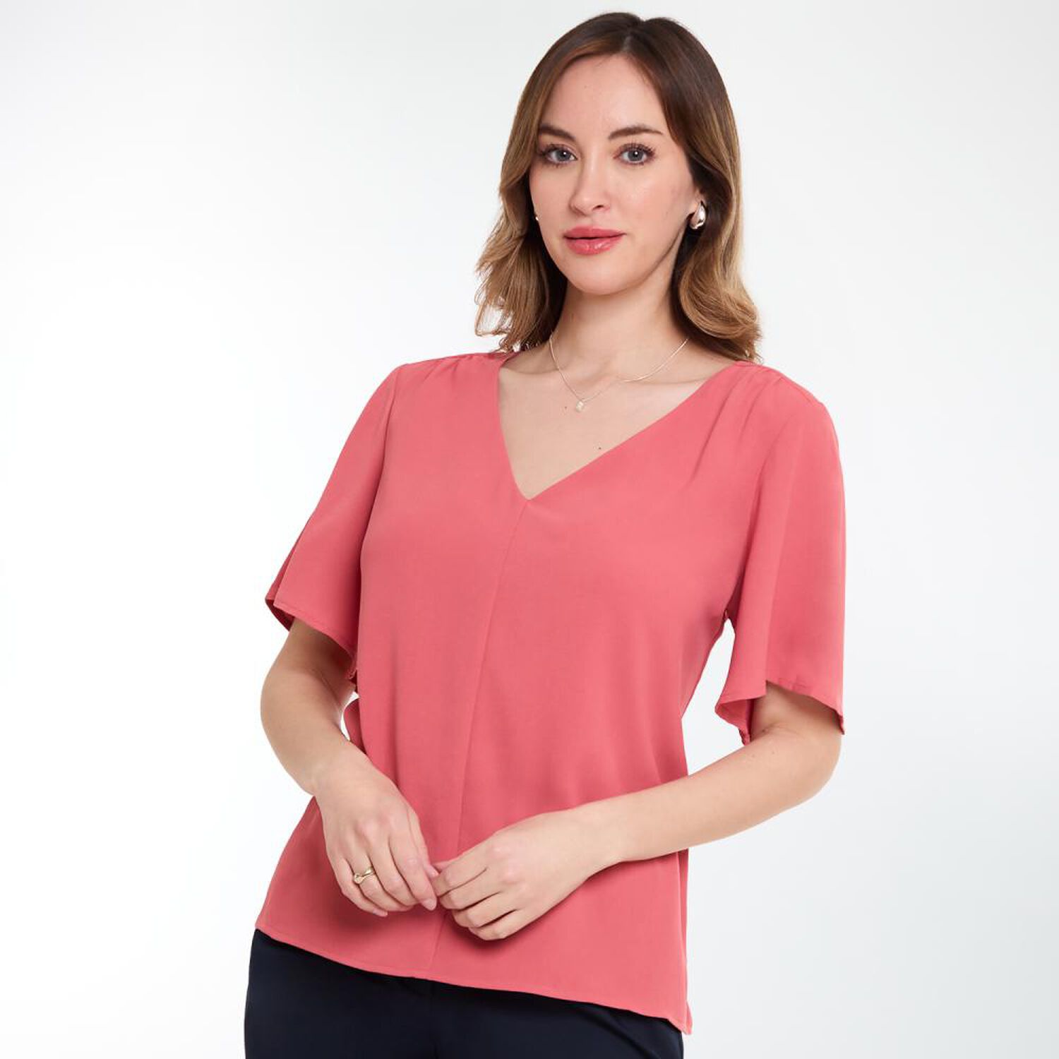 Blusa Lisa Manga Corta Con Aplicaci&oacute;n Recogido En Hombros Cuello V Mujer Lesage image number 2.0