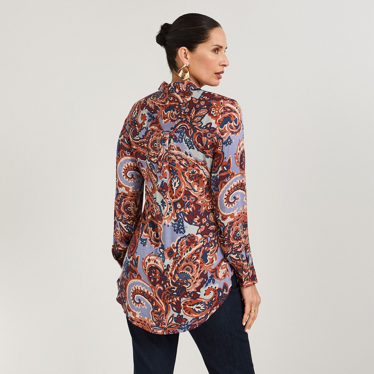 Blusa Estampada Manga Larga Cuello Camisero Mujer Lorenzo Di Pontti image number 2.0
