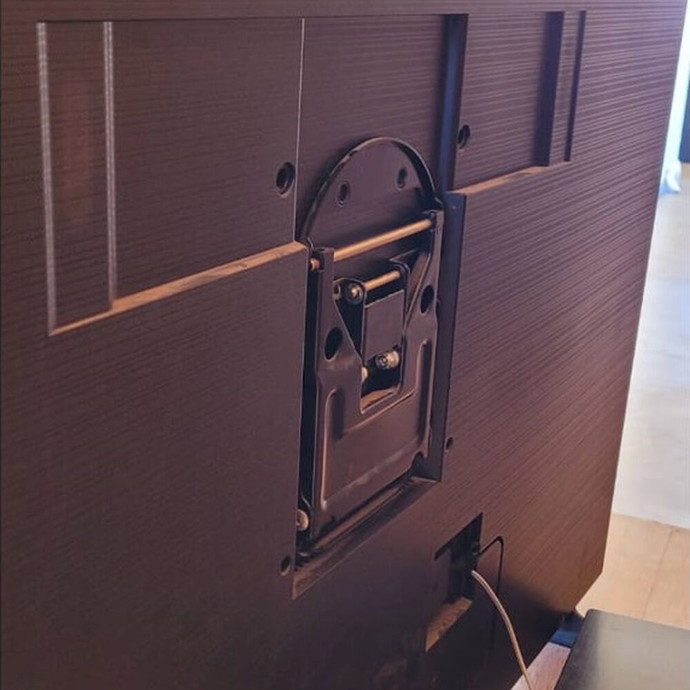 Soporte Para Tv Samsung Unicamente Con Vesa 10.8 X 11 Cm 49" A 65" Sbrp13q Brasforma image number 2.0