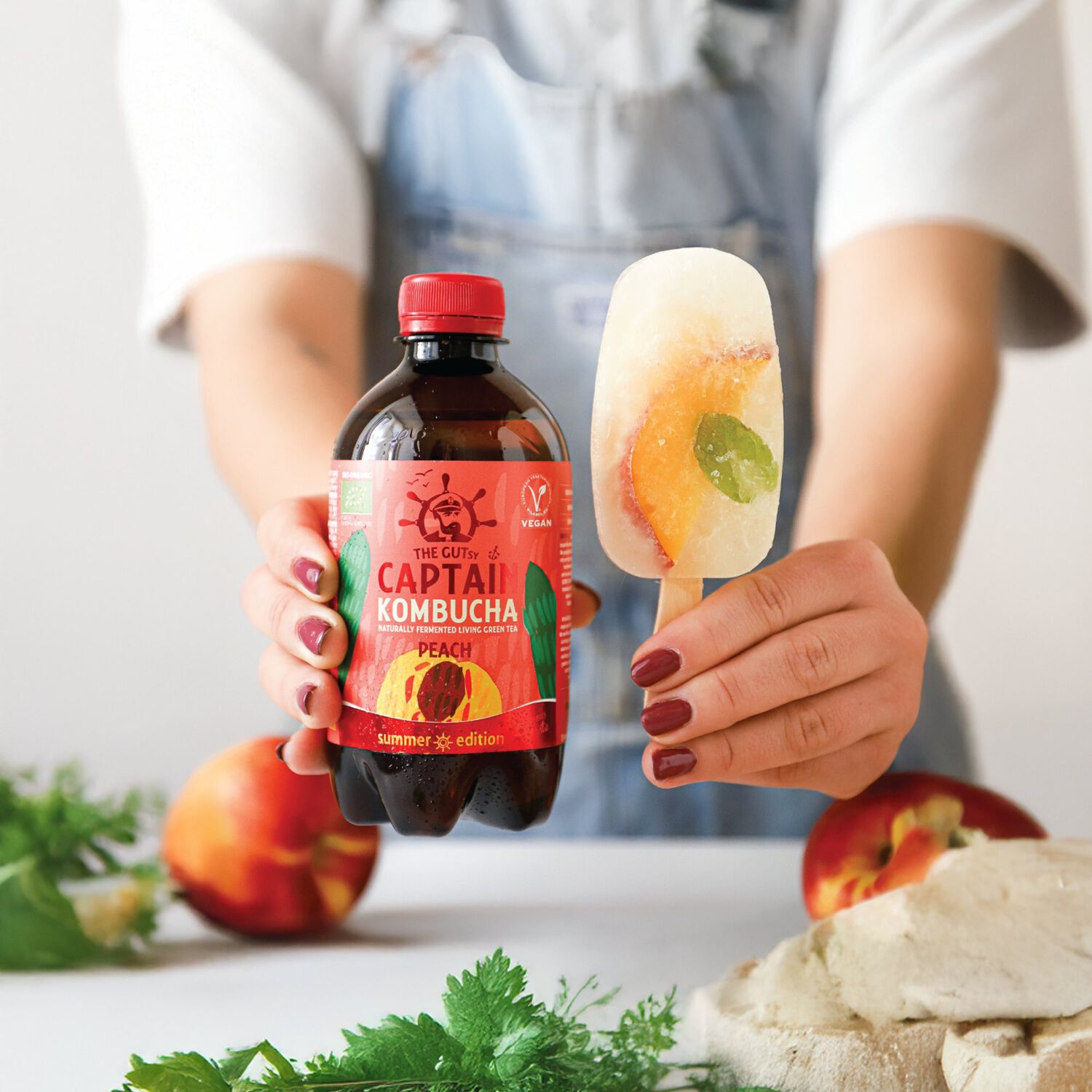 Kombucha Org&aacute;nica Durazno Gutsy Captain 1 X 400 Ml image number 1.0