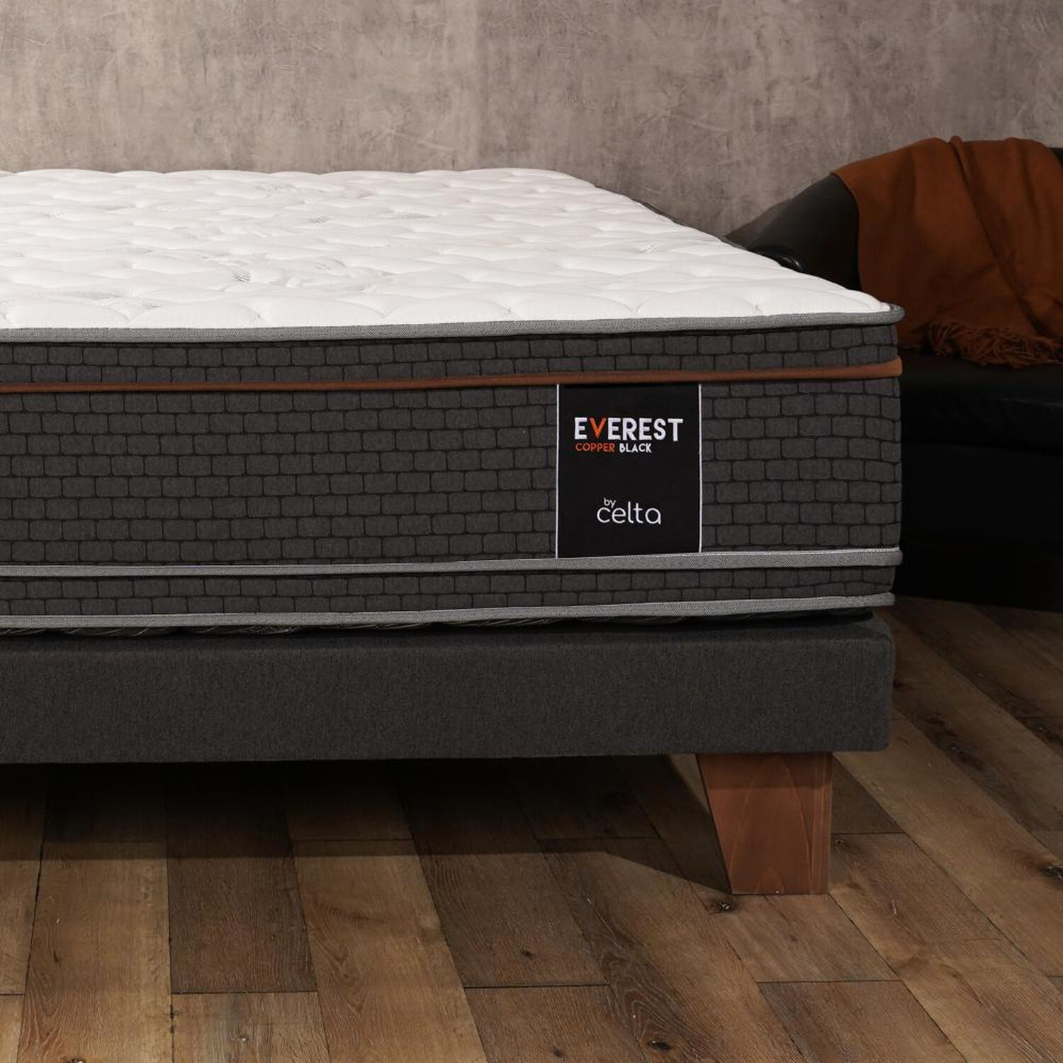 Cama Europea Celta Everest Cobre / King / Base Dividida image number 4.0