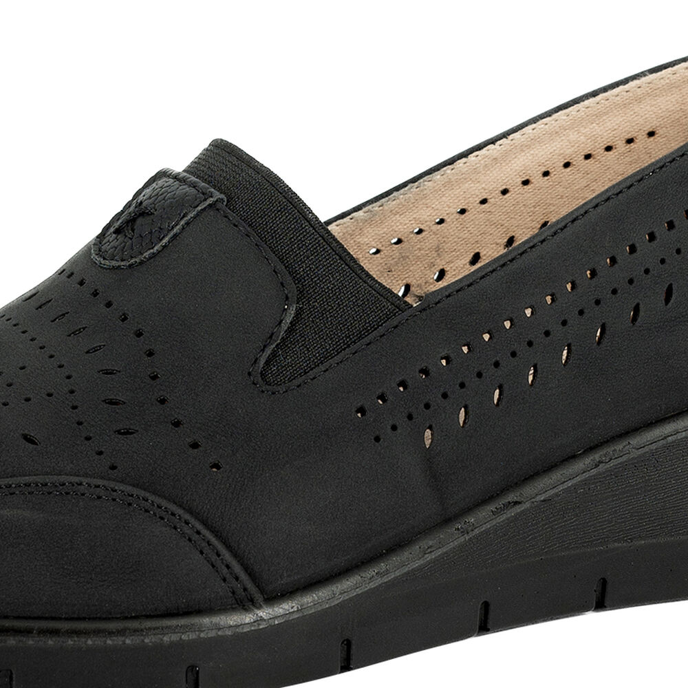 Mocasin Aneto Negro Passer image number 3.0