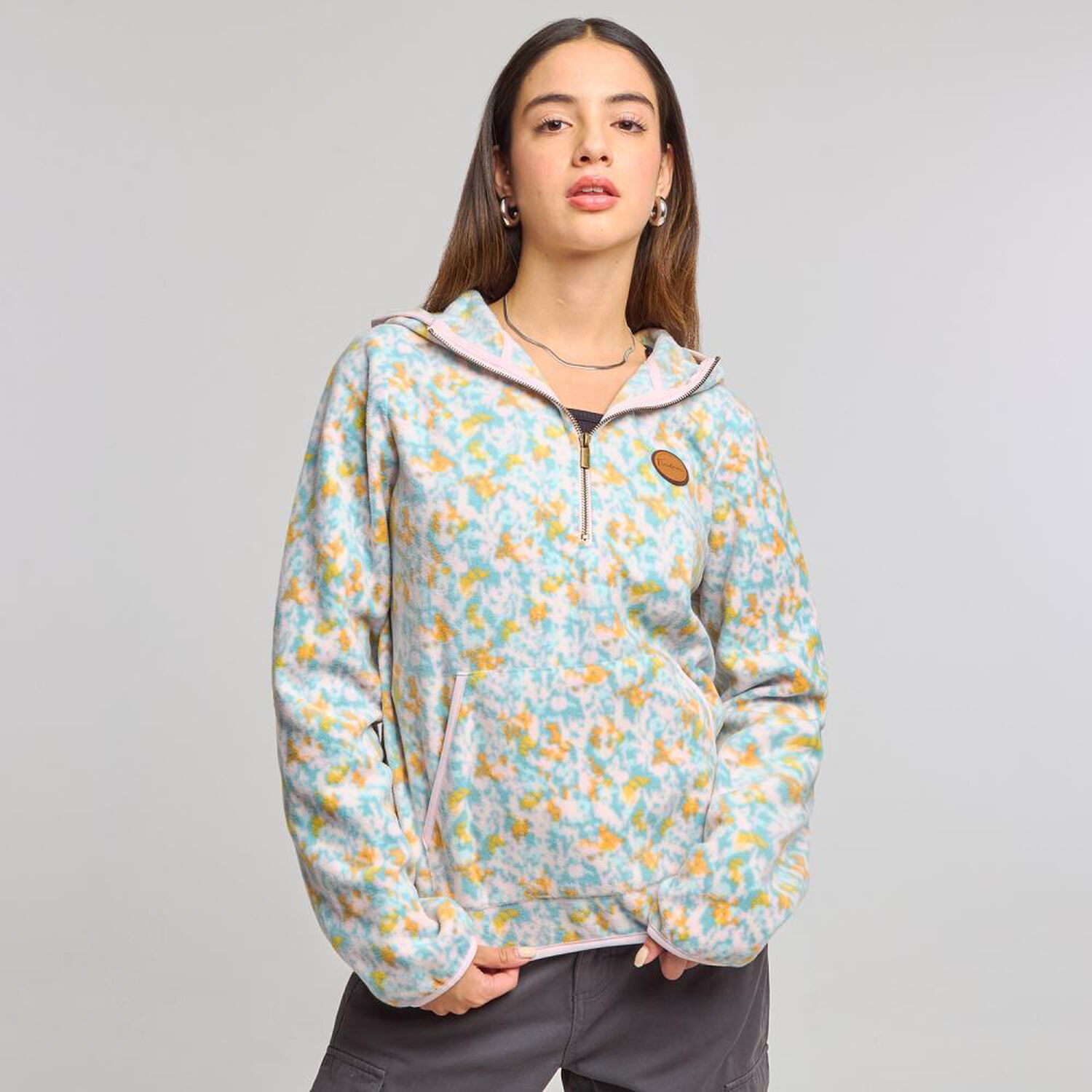 Poler&oacute;n Polar Full Print Cuello Alto Con Capucha Mujer Freedom image number 0.0