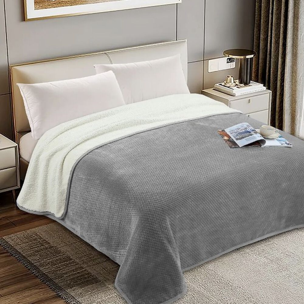 Manta Con Chiporro Sherpa Arredo Reversible Color Gris Oscuro image number 0.0