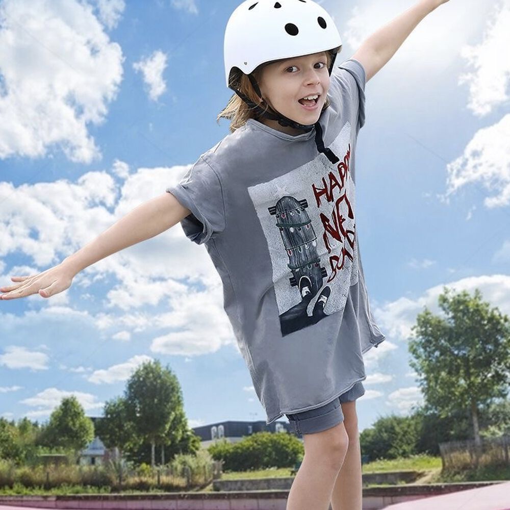 Skate Patineta De Madera Con Luces Freestyle Negra Lubabycas image number 1.0