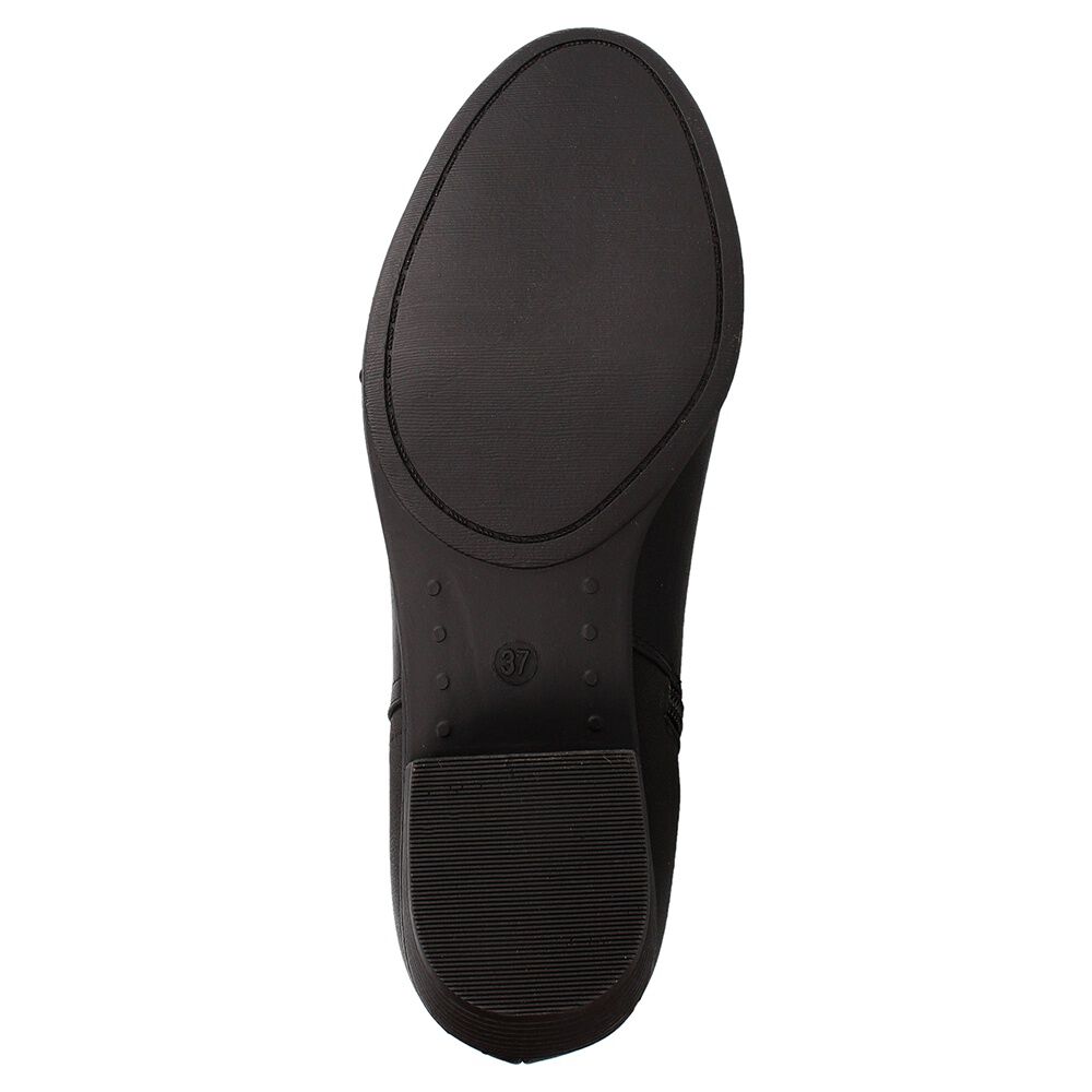 Bot&iacute;n Mujer Bata Sarita Negro image number 6.0