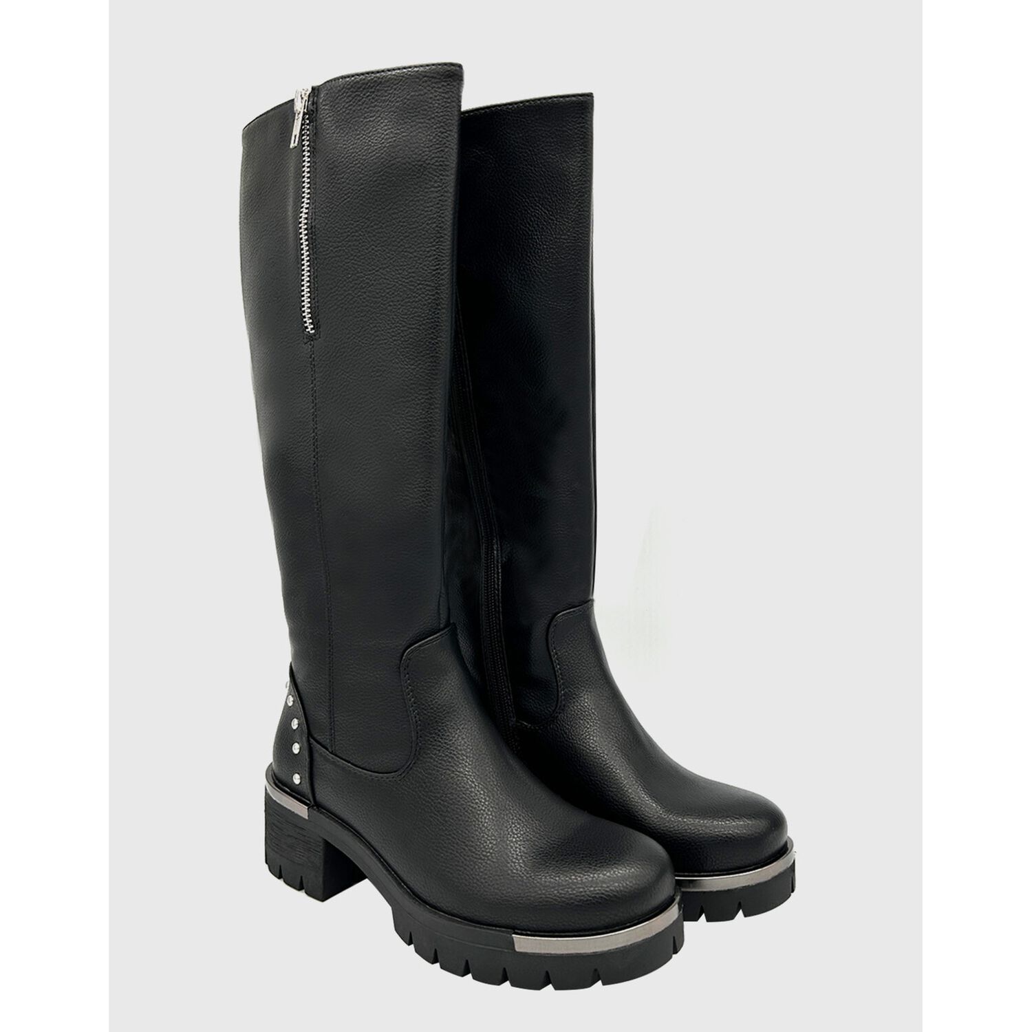 Bota Para Mujer, Negra Bajo La Rodilla Con Tachas Danicolle image number 1.0