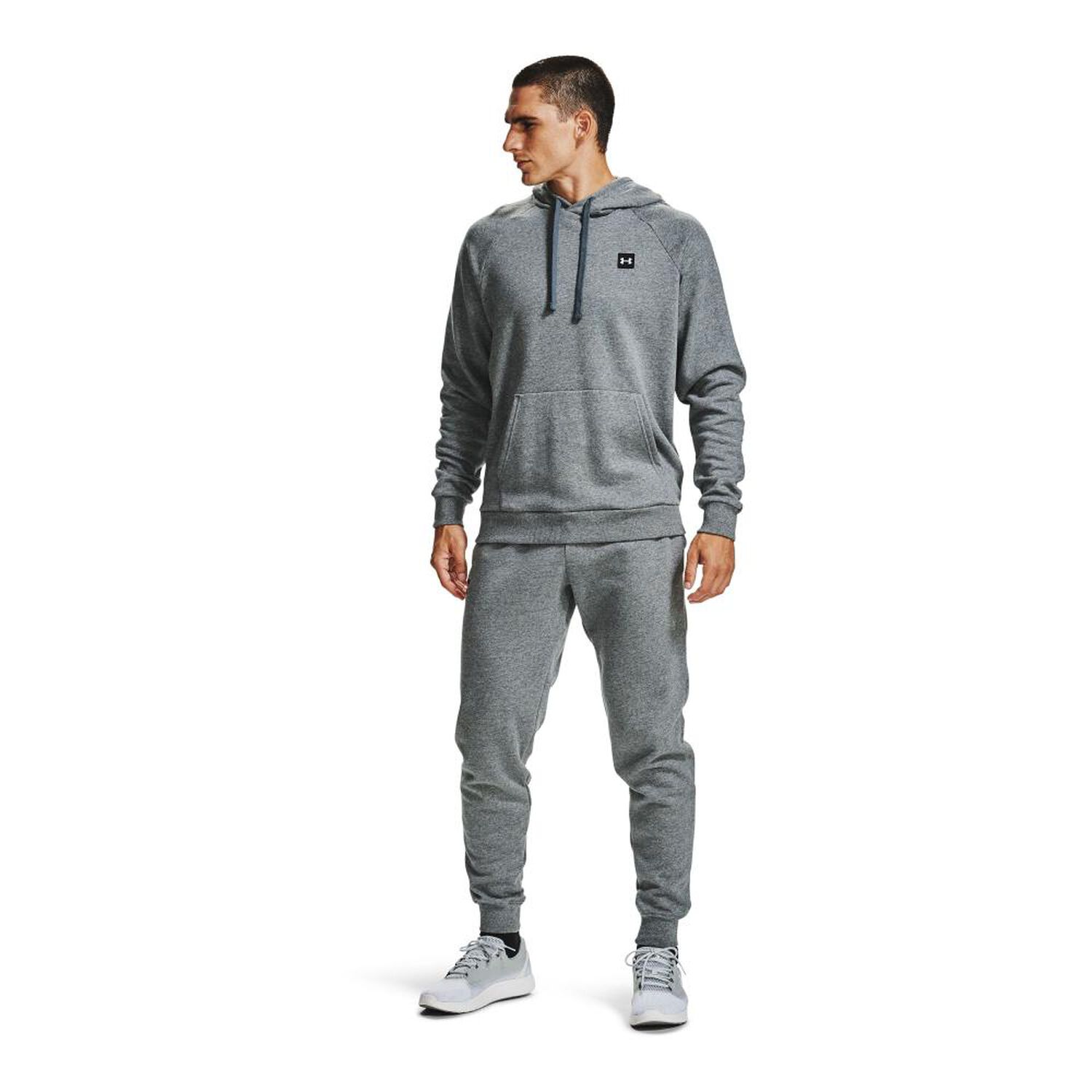 Poler&oacute;n Deportivo Hombre Under Armour image number 4.0