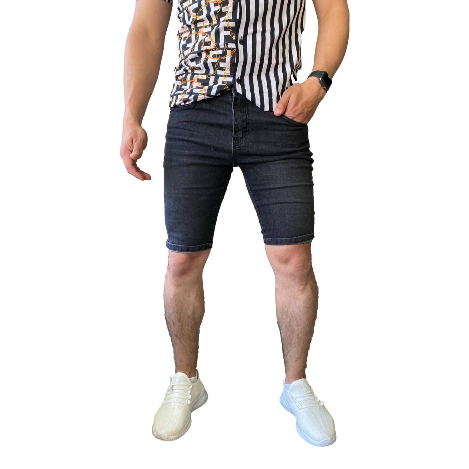 Short S&uacute;per Slim Fit Gris image number 0.0