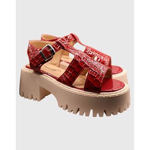 Sandalia Hebilla Charol Rojo