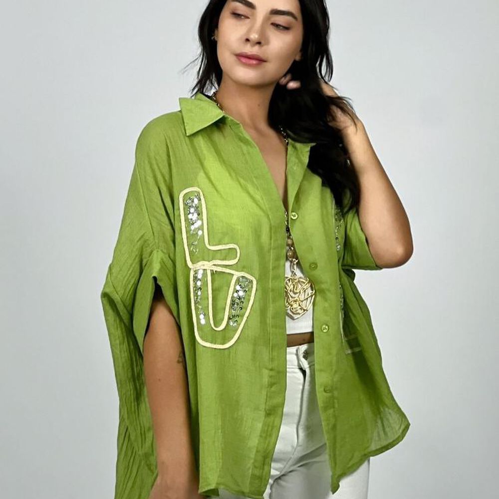 Blusa Bordado Love Con Lentejuelas Enigmática Boutique image number 2.0