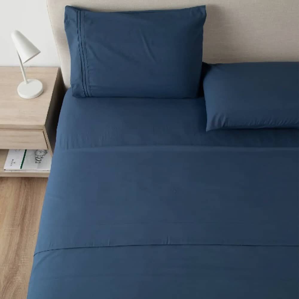 Sabana 1800 King Ultra Suave + Funda Bordada. Gris image number 0.0