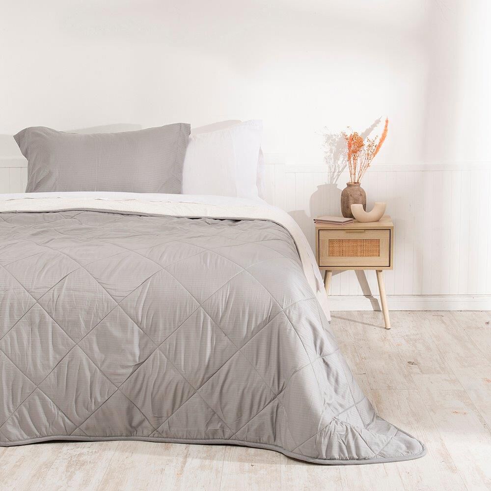 Plumon Emboss+sherpa 1.5 Plazas Gris image number 0.0