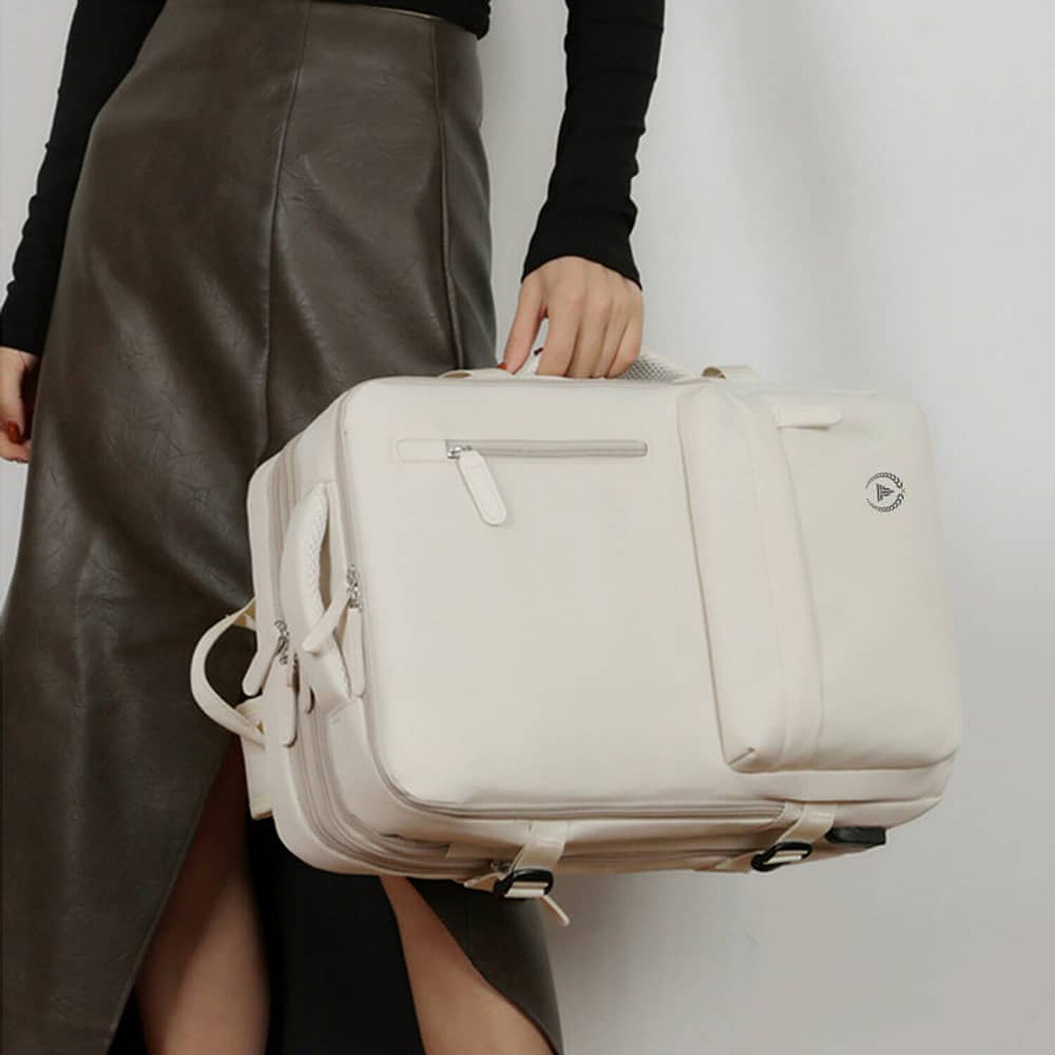 Mochila De Viaje Expandible 39 L Off White Titanfit image number 3.0