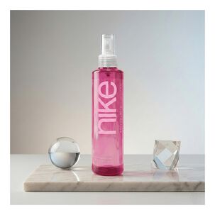 Nike Trendy Pink Woman Body Mist 200ml